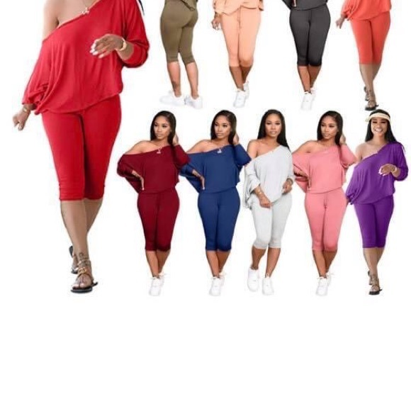 I sell clothes shoes lashes & more - Picture 2 of 7